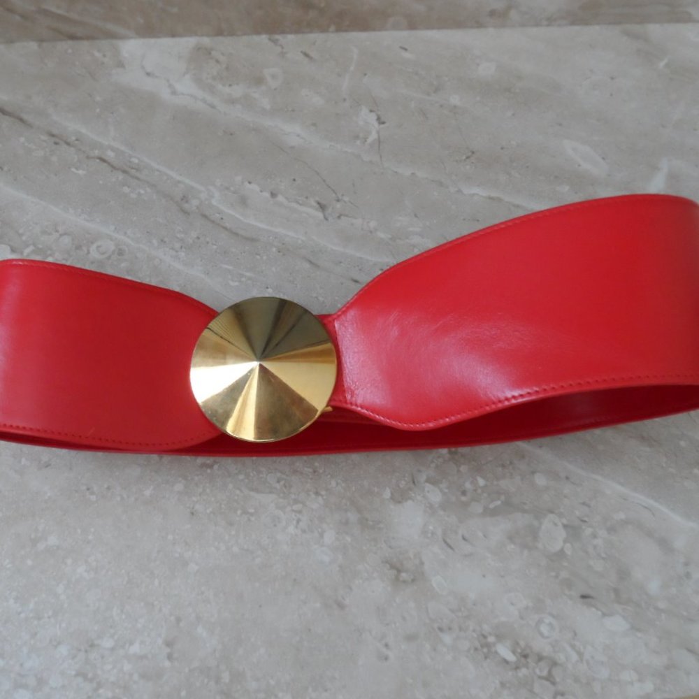 MONDI LEATHER BELTS NWOT